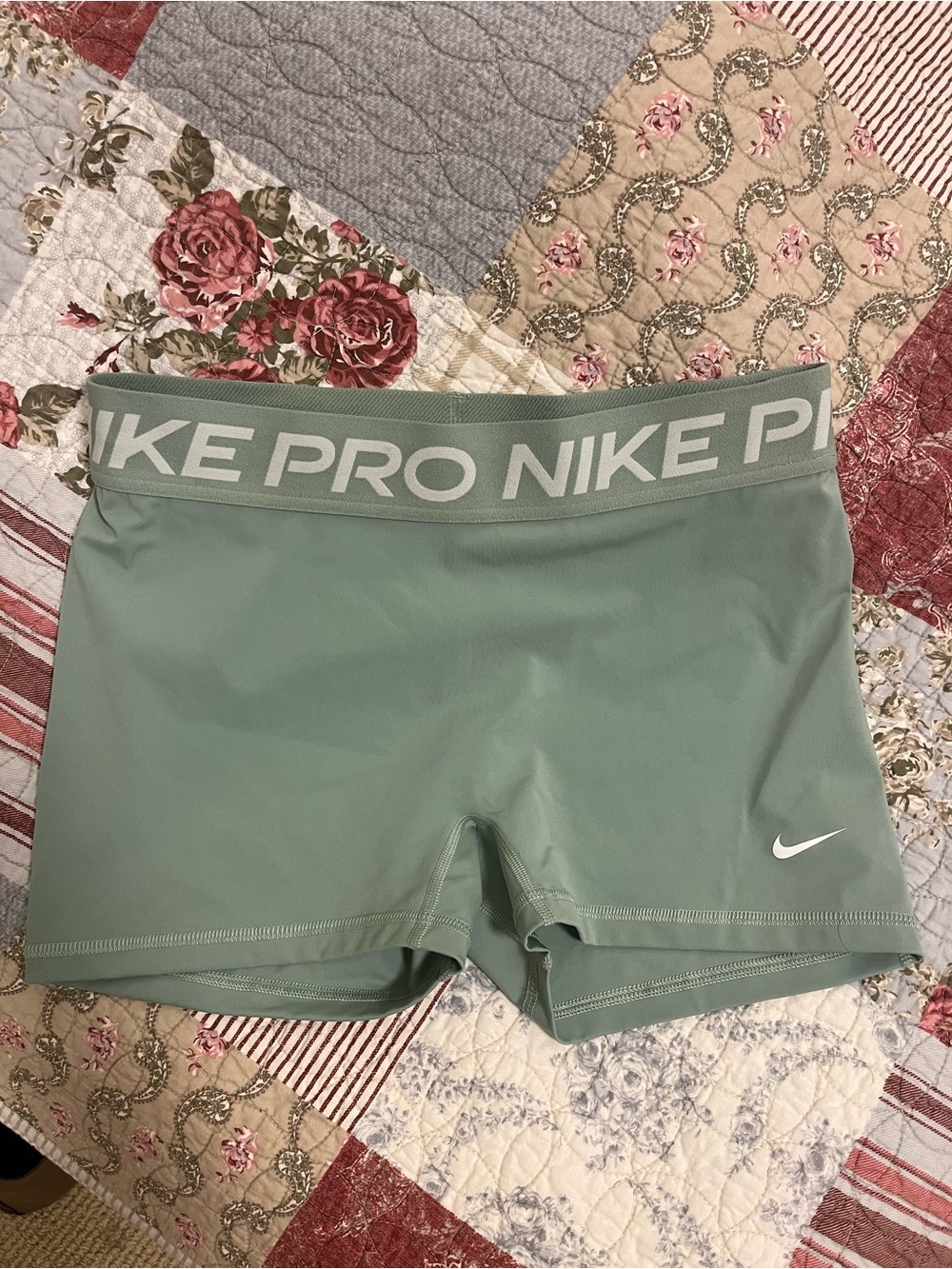 Nike Pro Women's Mint Green Performance Shorts